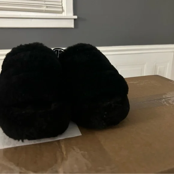 UGG Black Fluffy Slippers with Logo Strap - Picture 3 of 5